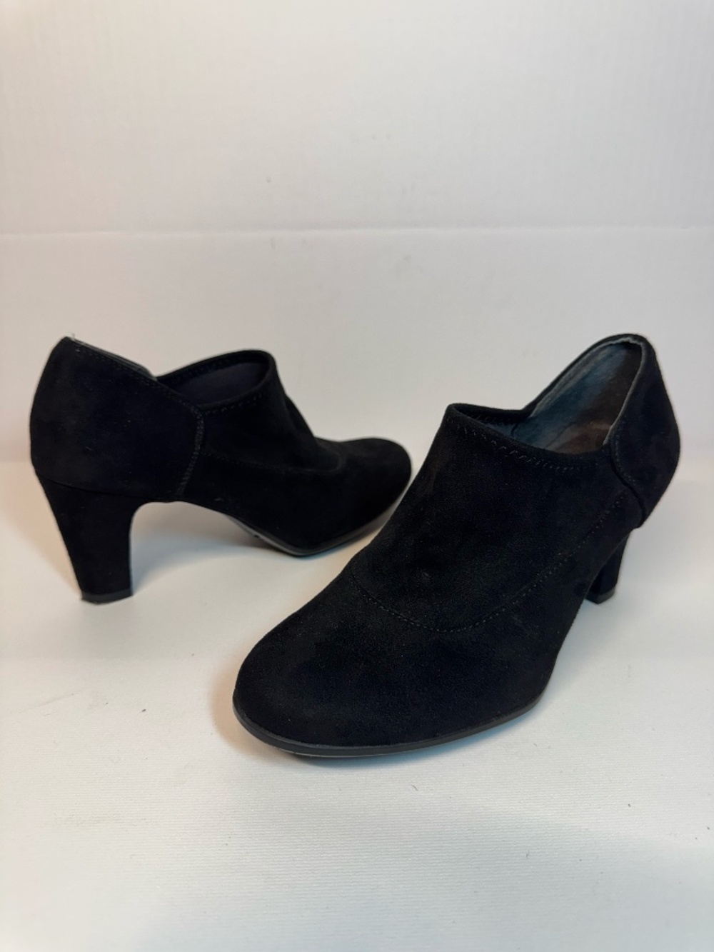 Aerosoles Black Suede Look Shootie Pumps Block Heel Booties Size 7